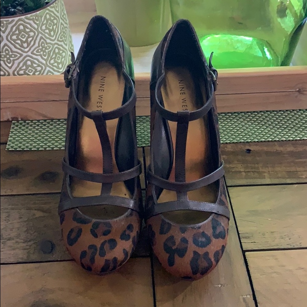 Adorable Leopard Print Nine West Heels